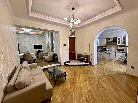 Satılır 3 otaqlı mənzil 127.7 m² — Bakı, Badamdar 3 otaq 127.70 m²