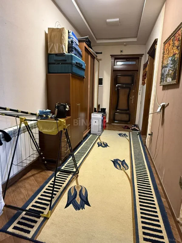 Satılır 2 otaqlı mənzil 72 m²