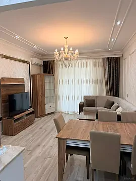 Kirayə verilir 2 otaqlı mənzil 65 m²