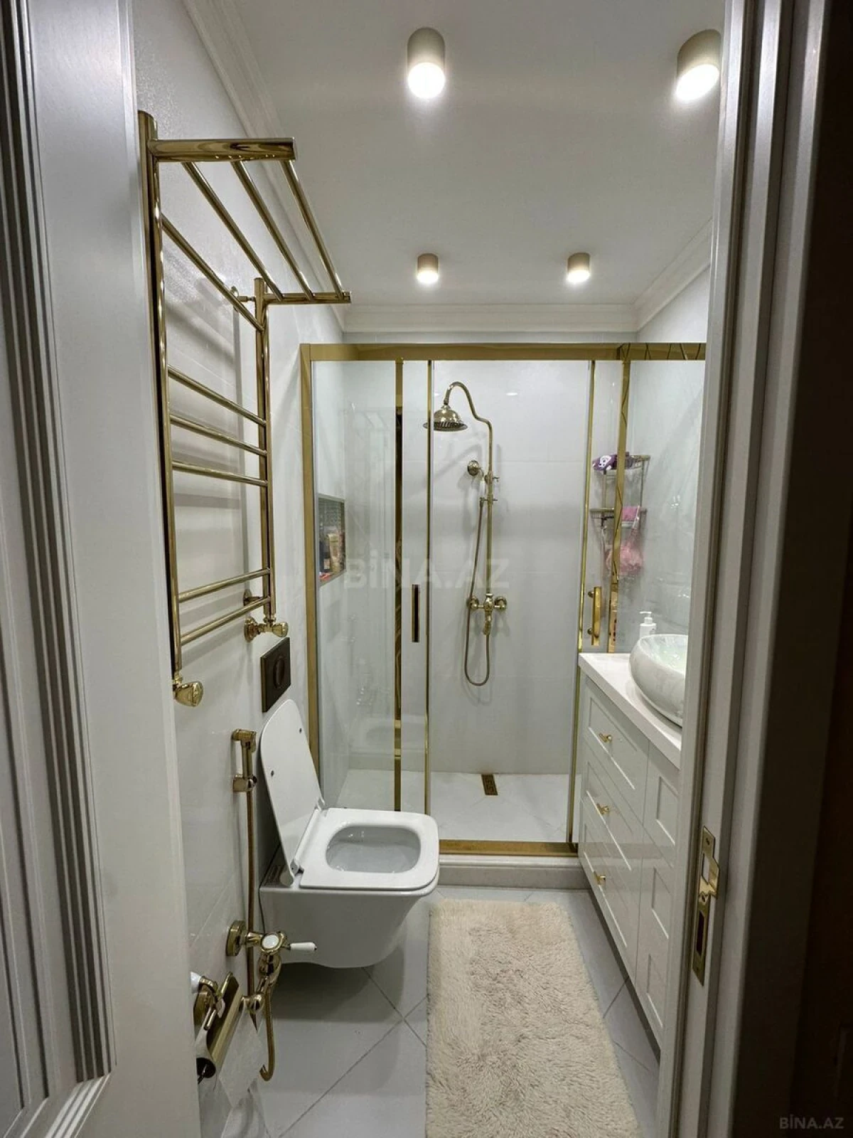 Kirayə verilir 3 otaqlı mənzil 82 m²