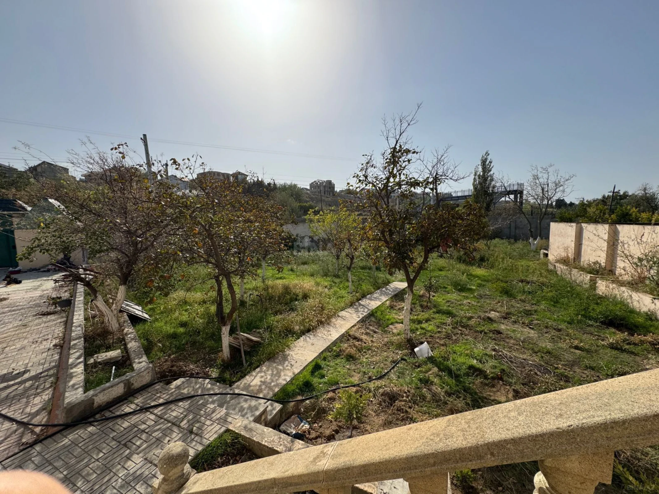 Satılır 6 otaqlı həyət evi 220 m²