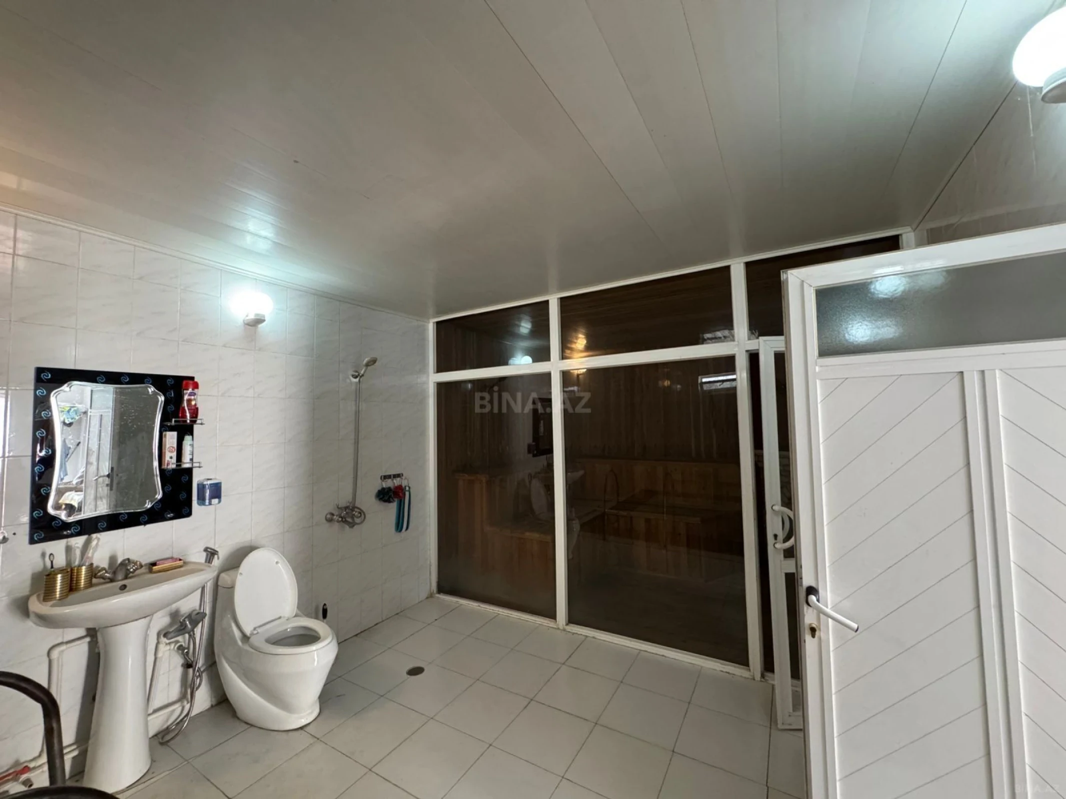 Satılır 6 otaqlı həyət evi 220 m²