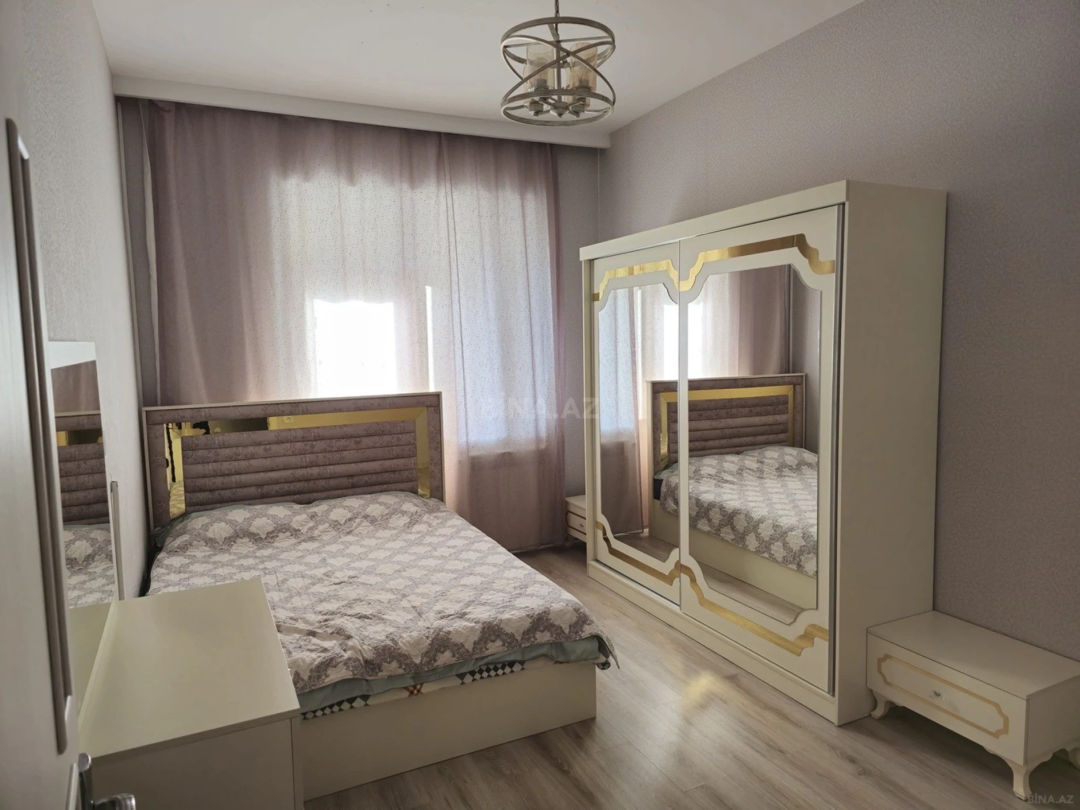 Kirayə verilir 2 otaqlı mənzil 60 m²