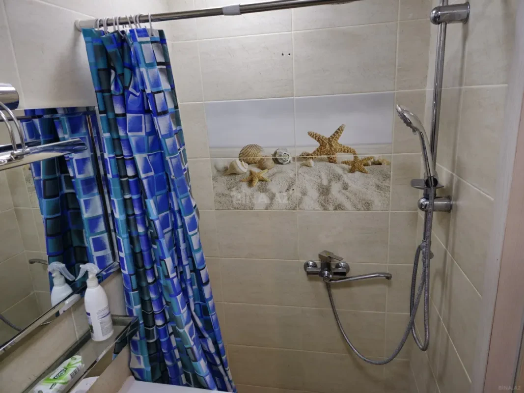 Kirayə verilir 2 otaqlı mənzil 60 m²