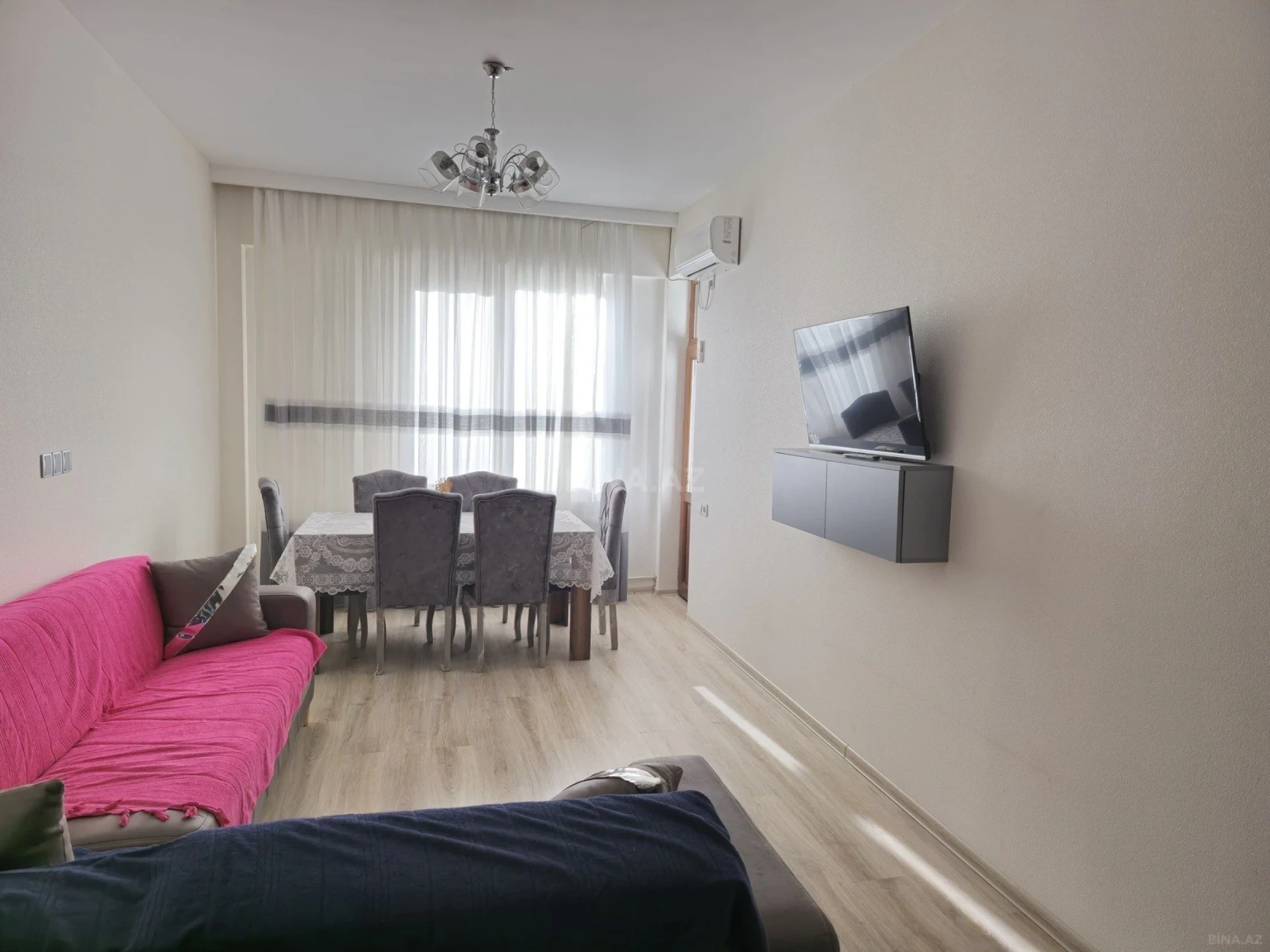 Kirayə verilir 2 otaqlı mənzil 60 m²