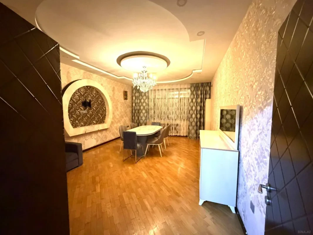 Kirayə verilir 3 otaqlı mənzil 120 m²