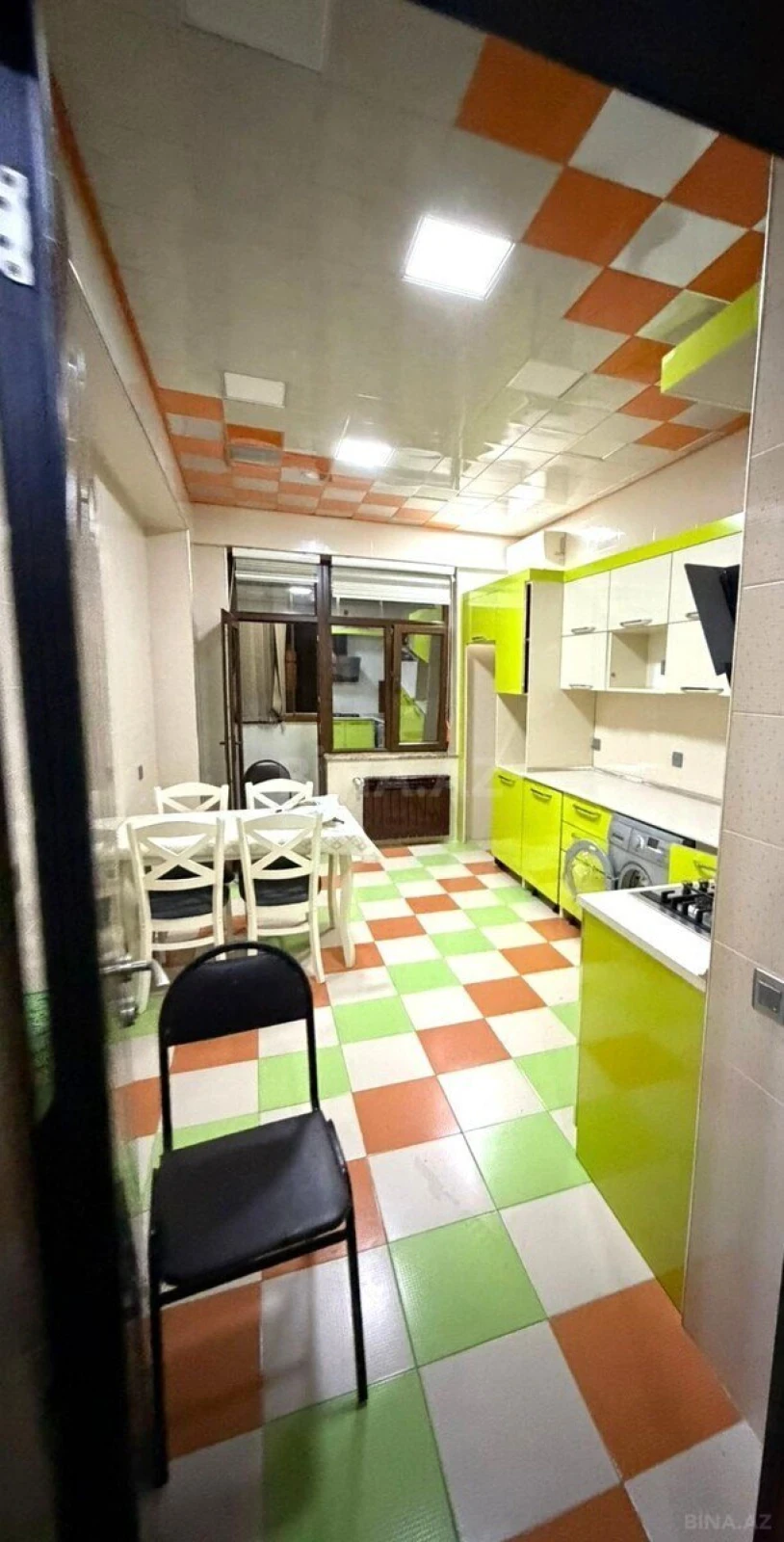 Kirayə verilir 3 otaqlı mənzil 120 m²