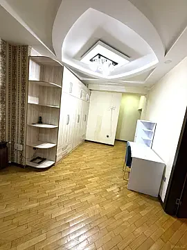 Kirayə verilir 3 otaqlı mənzil 120 m²