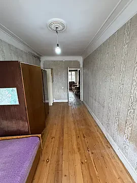Satılır 2 otaqlı mənzil 50 m²