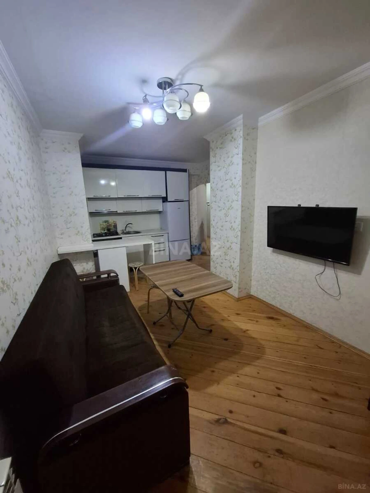 Kirayə verilir 2 otaqlı mənzil 45 m²
