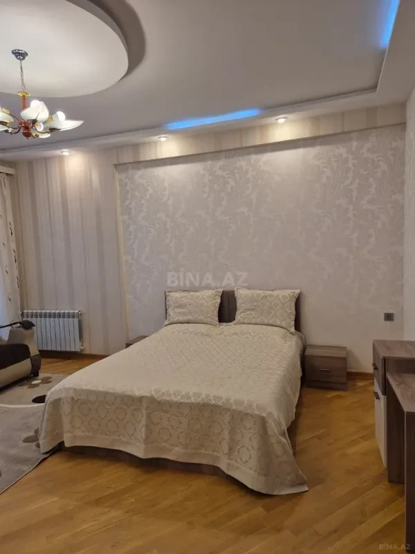 Satılır 2 otaqlı mənzil 80 m²