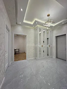 Satılır 3 otaqlı mənzil 107 m²