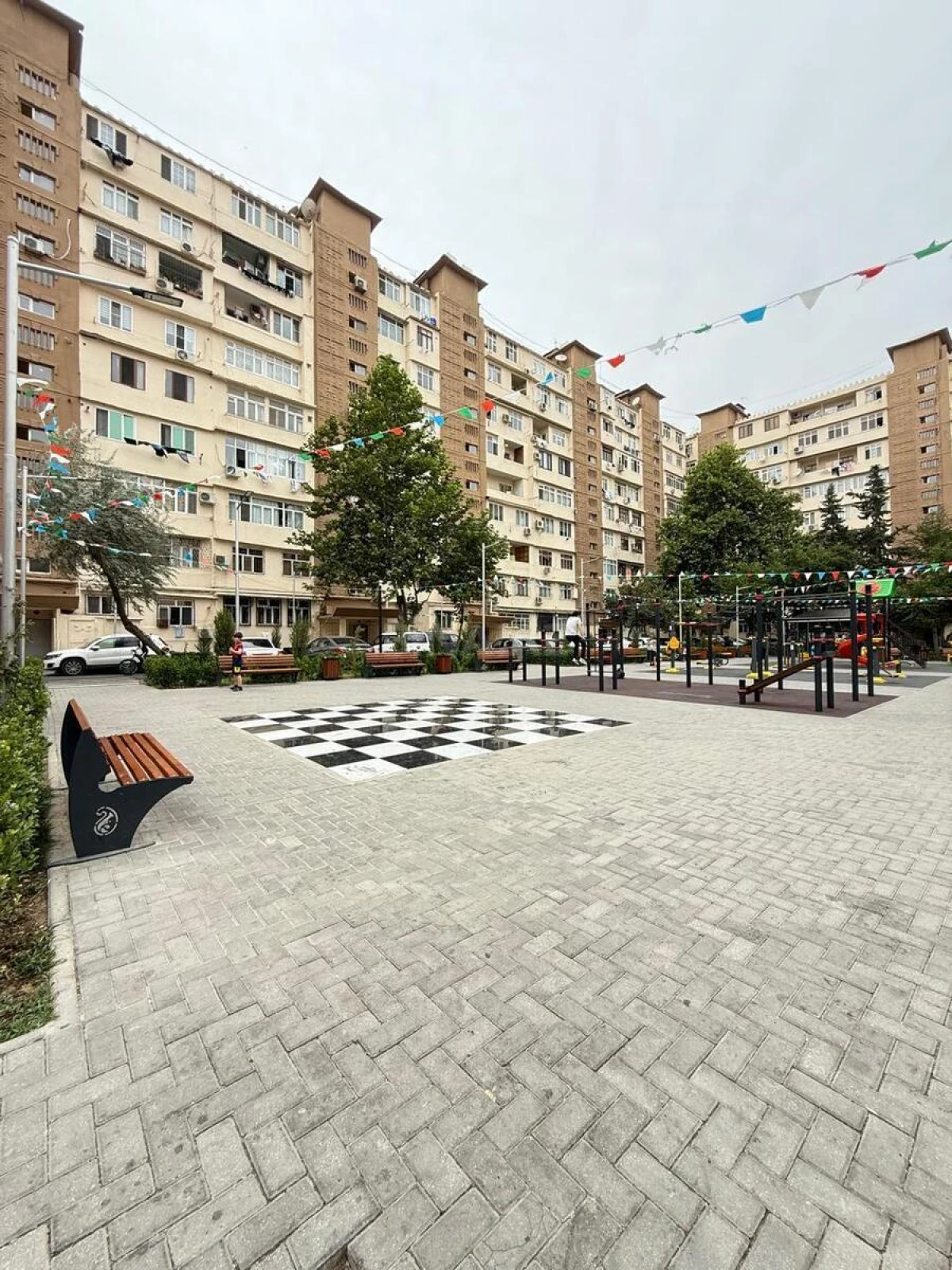 Satılır 3 otaqlı mənzil 95 m²