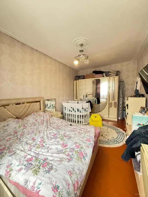 Satılır 3 otaqlı mənzil 95 m²