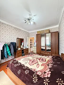 Satılır 3 otaqlı mənzil 95 m²