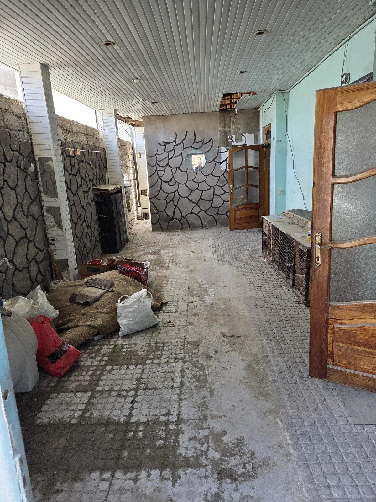 Satılır 4 otaqlı həyət evi 1500 m²