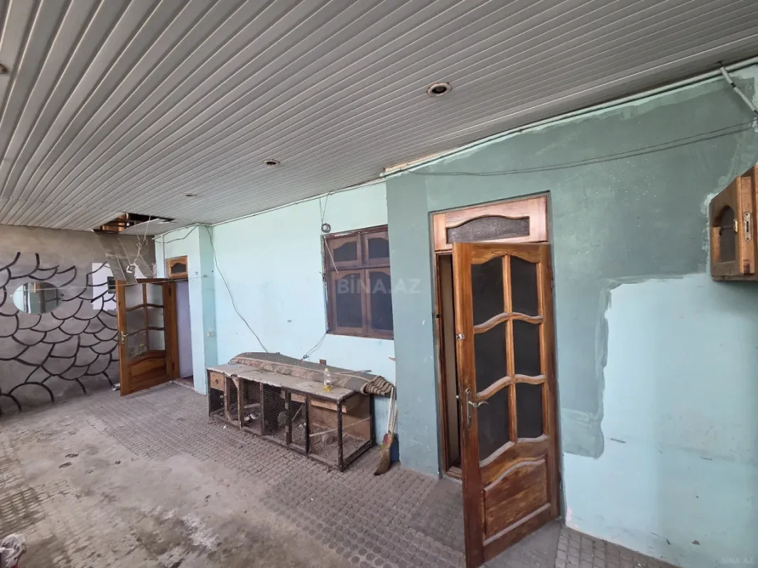 Satılır 4 otaqlı həyət evi 1500 m²