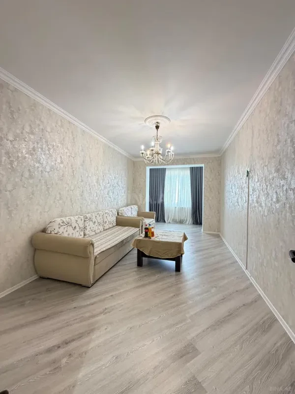 Kirayə verilir 2 otaqlı mənzil 60 m²