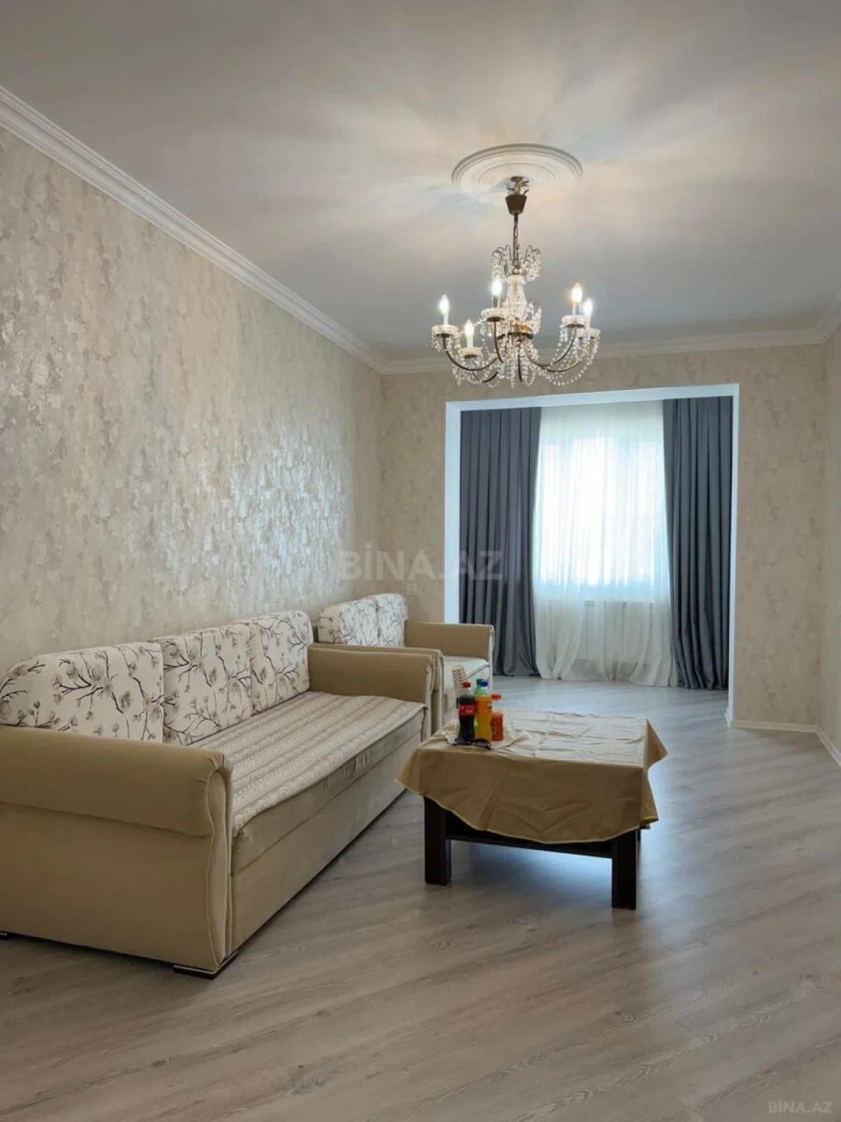 Kirayə verilir 2 otaqlı mənzil 60 m²