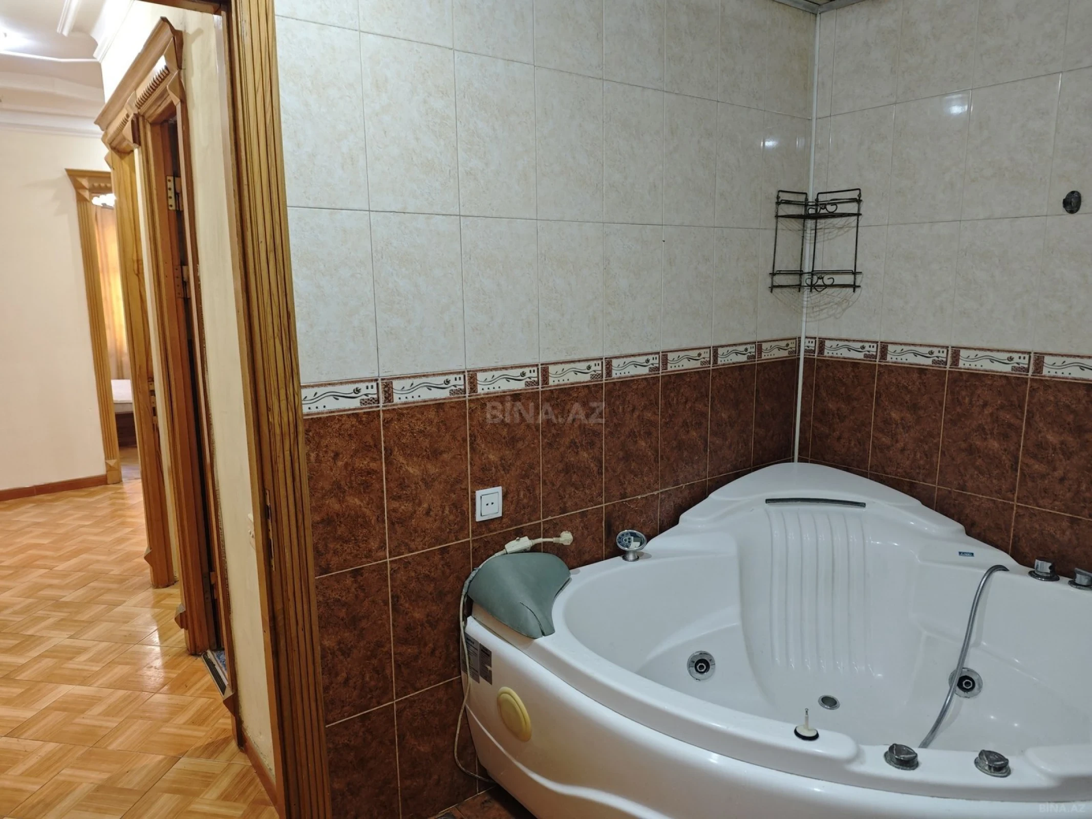 Kirayə verilir 3 otaqlı mənzil 100 m²