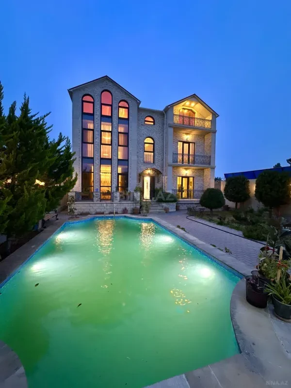 Satılır 6 otaqlı həyət evi 500 m²