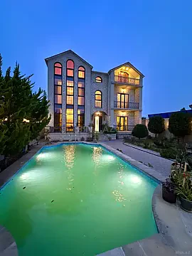 Satılır 6 otaqlı həyət evi 500 m²