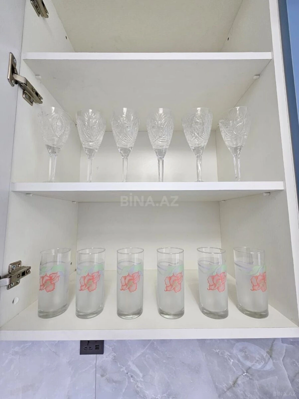 Kirayə verilir 3 otaqlı mənzil 113 m²