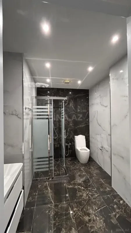 Kirayə verilir 3 otaqlı mənzil 115 m²