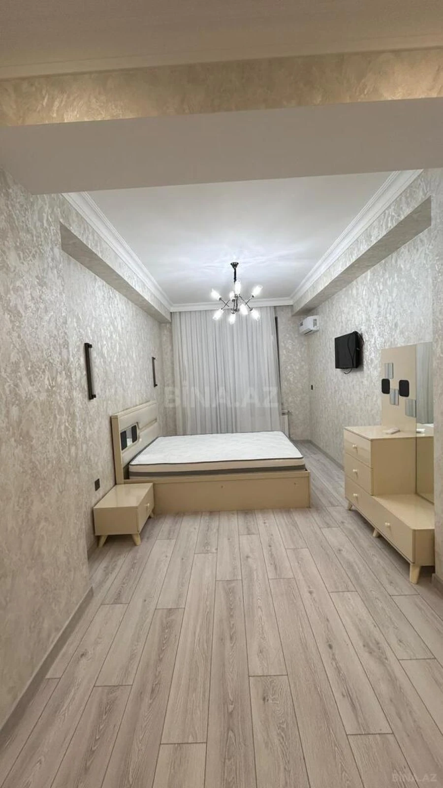 Kirayə verilir 3 otaqlı mənzil 115 m²