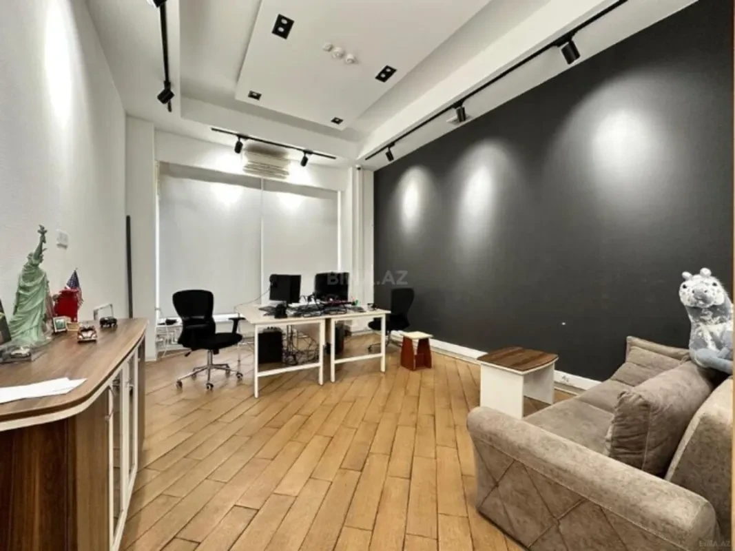 Kirayə verilir 3 otaqlı ofis 100 m²
