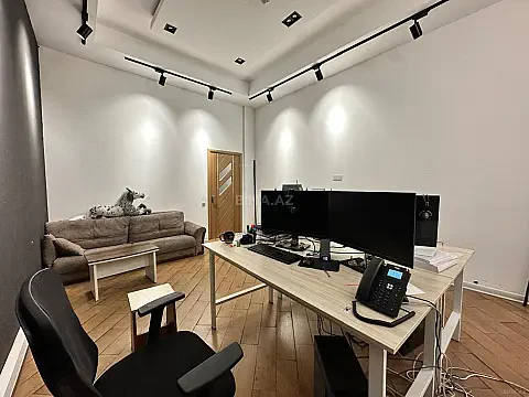 Kirayə verilir 3 otaqlı ofis 100 m²
