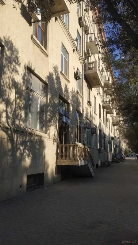 Satılır 1 otaqlı mənzil 40 m²