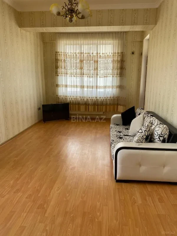 Satılır 2 otaqlı mənzil 80 m²