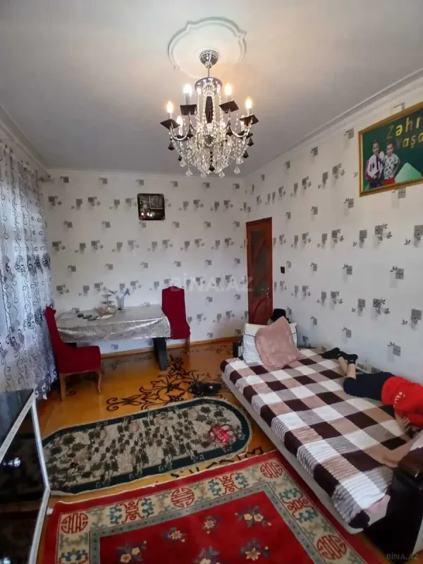 Satılır 2 otaqlı mənzil 58 m²