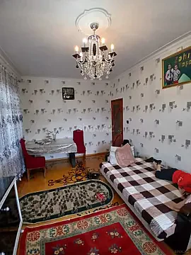 Satılır 2 otaqlı mənzil 58 m²
