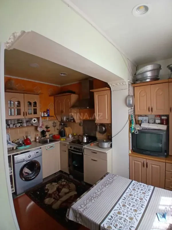 Satılır 2 otaqlı mənzil 58 m²