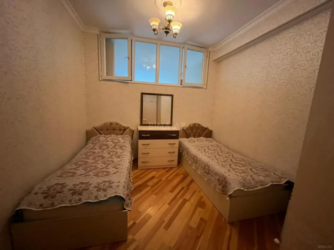 Satılır 2 otaqlı mənzil 66 m²