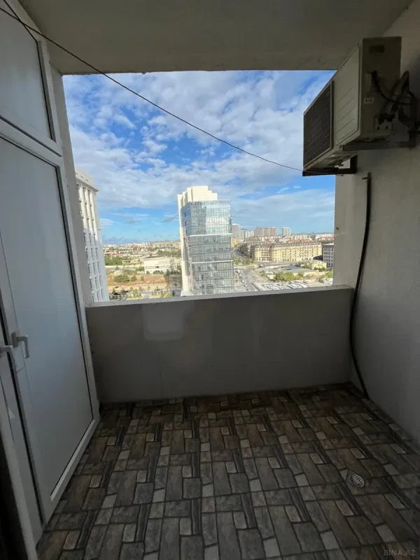 Satılır 2 otaqlı mənzil 66 m²