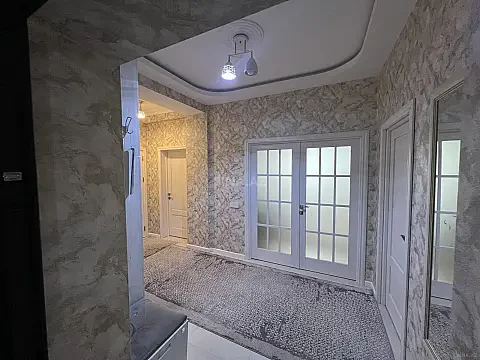 Kirayə verilir 3 otaqlı mənzil 96 m² — Bakı, 8-ci mikrorayon 3 otaq 96.00 m²