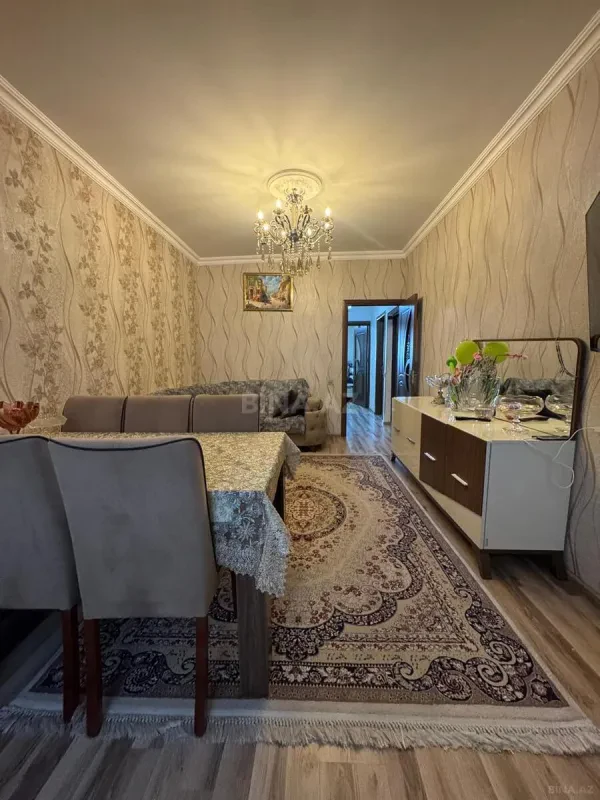 Satılır 2 otaqlı mənzil 65 m²