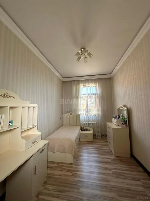 Kirayə verilir 6 otaqlı həyət evi 255 m²