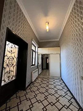 Kirayə verilir 6 otaqlı həyət evi 255 m²