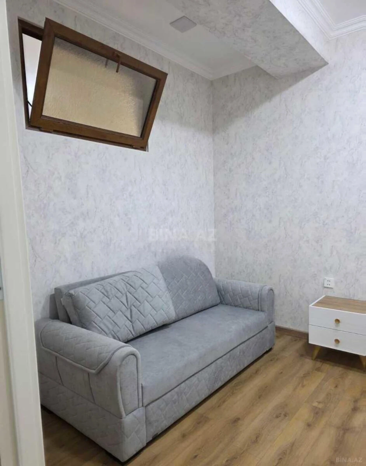 Kirayə verilir 3 otaqlı mənzil 103 m²