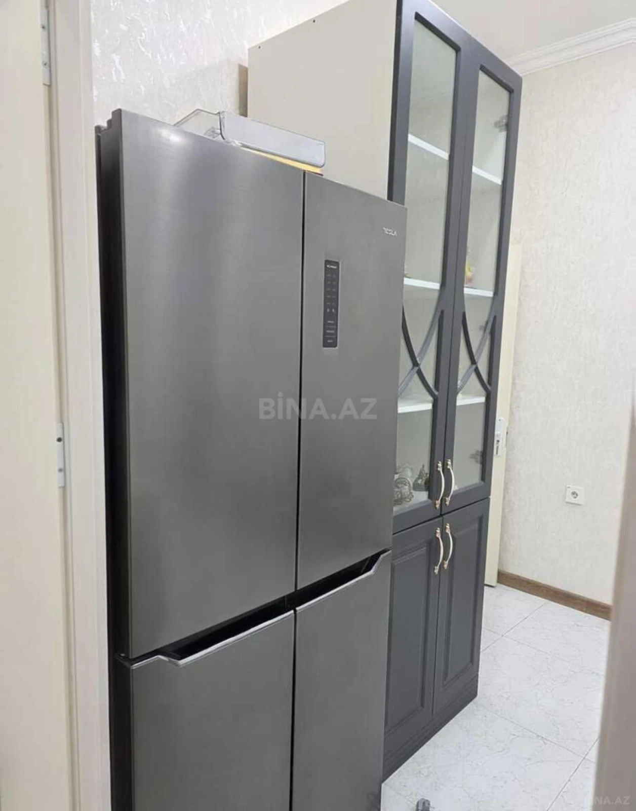 Kirayə verilir 3 otaqlı mənzil 103 m²