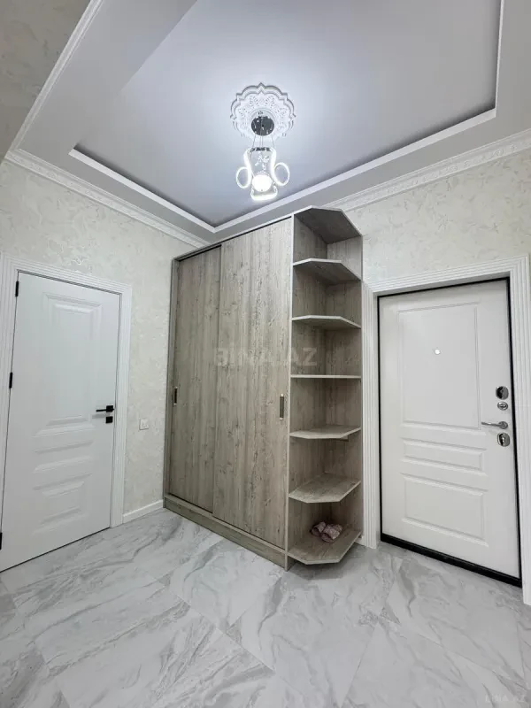 Satılır 2 otaqlı mənzil 69 m²