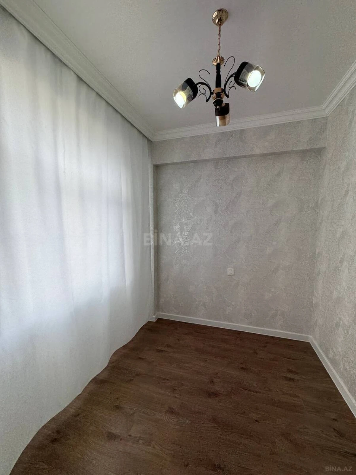 Satılır 3 otaqlı mənzil 55 m²