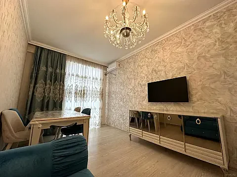 Satılır 2 otaqlı mənzil 75 m²