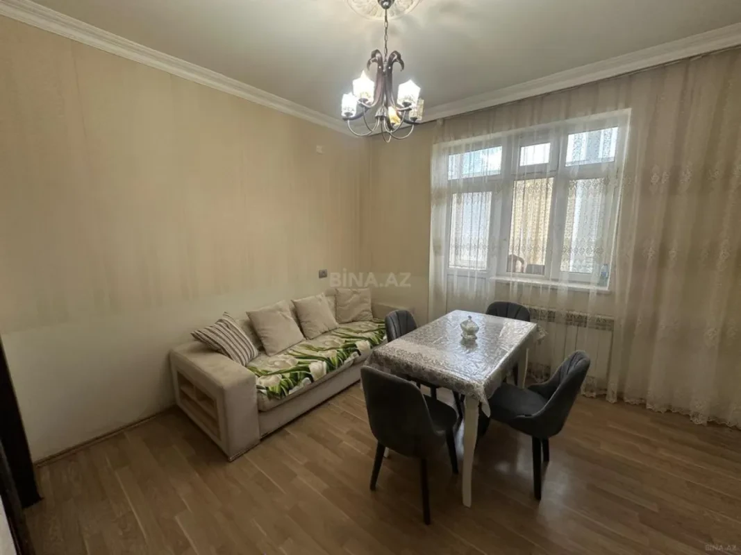 Kirayə verilir 3 otaqlı mənzil 120 m²