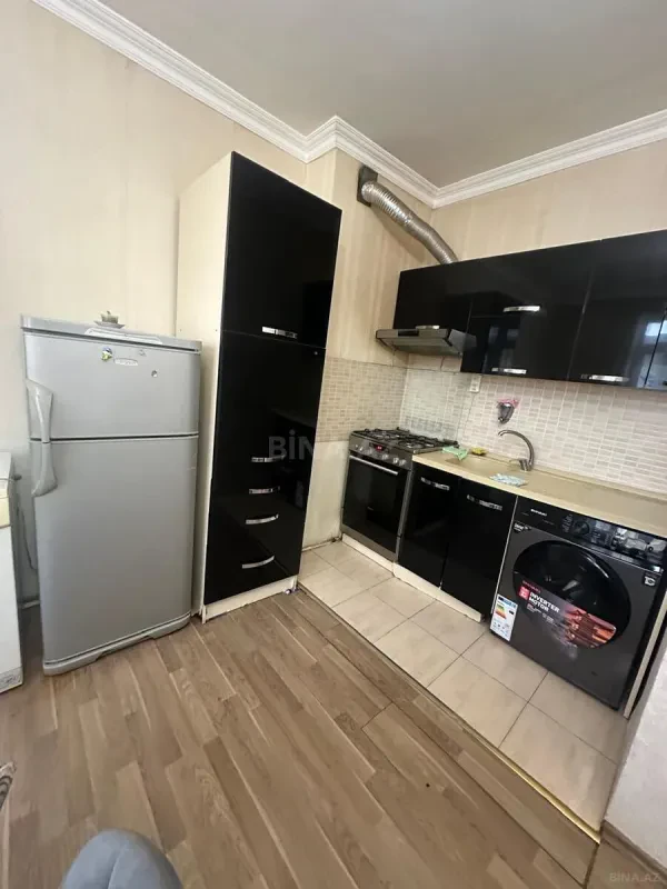 Kirayə verilir 3 otaqlı mənzil 120 m²