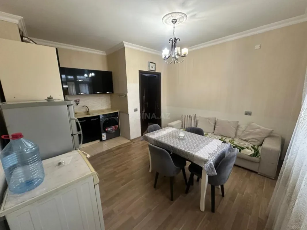 Kirayə verilir 3 otaqlı mənzil 120 m²